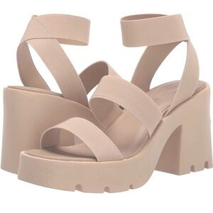 MADDEN GIRL Temple Lug Soled Sandal Woman Size 8.5 Block Strappy Beige NEW
